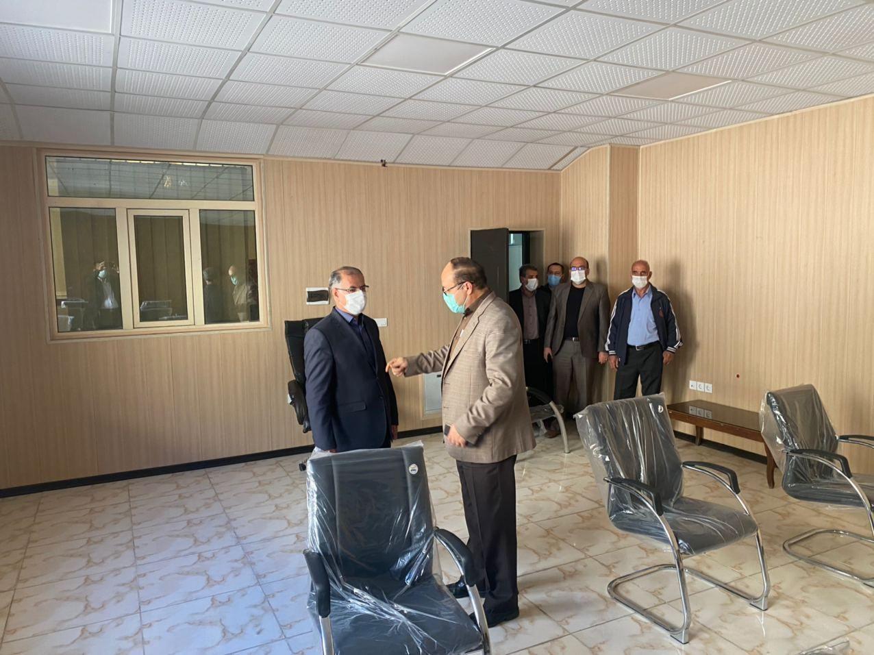 بازدید فرماندار شهرستان خوی از ادارات ورزش و جوانان، آب و فاضلاب و توزیع برق