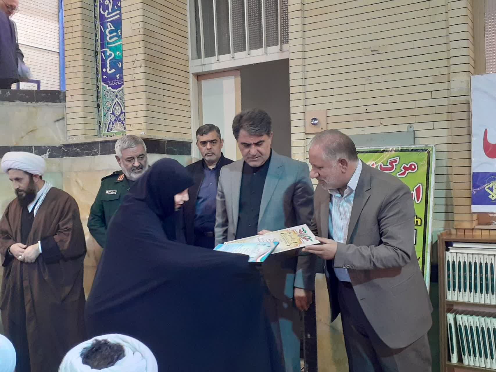 تقدیر فرماندار از فرماندهان  پایگاه های مقاومت بسیج نمونه کشوری خوی