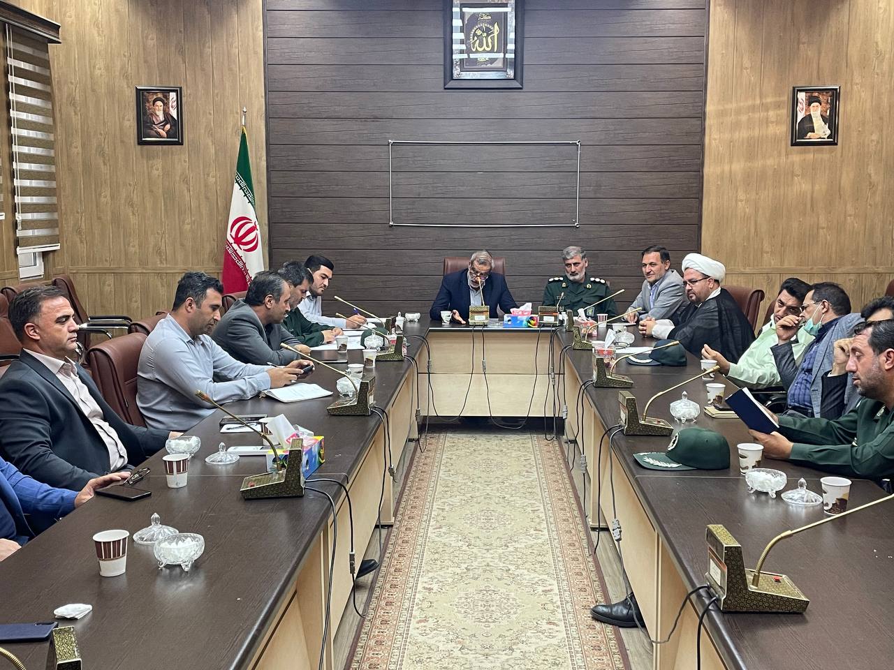تجلیل از رزمندگان و پیشکسوتان دوران دفاع مقدس خوی