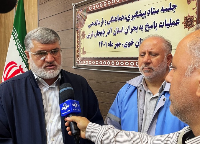 خدمات لازم به سرعت به حادثه دیدگان زلزله خوی ارائه شود/ اسکان مهمترین اقدام