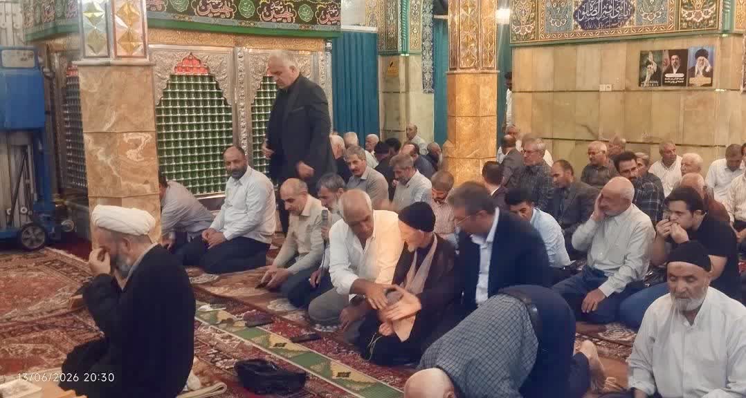 حضور فرماندار ویژه خوی در جمع نمازگزاران آستان مقدس سید بهلول (ع)