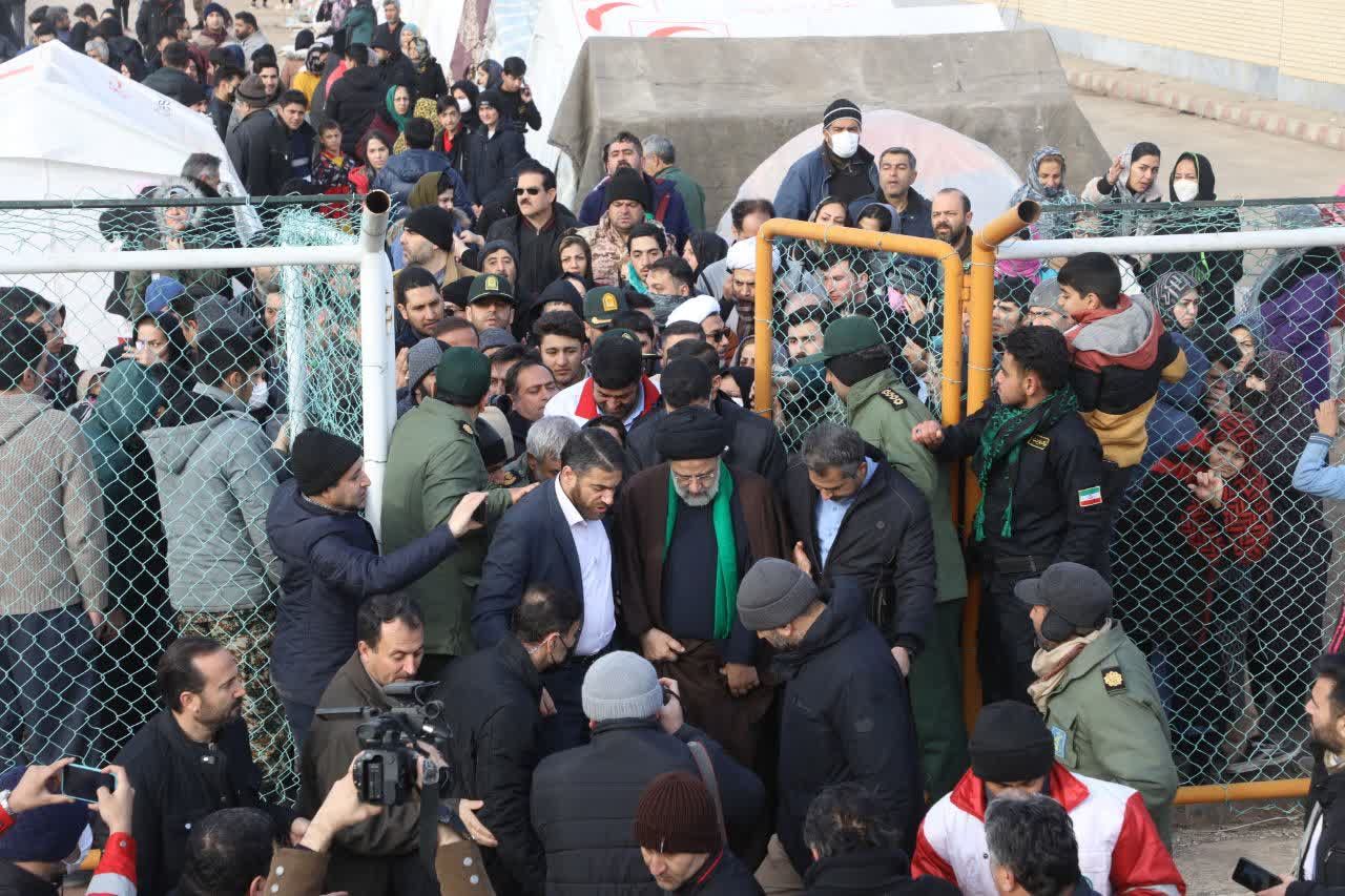 دولت همه توان خود را برای حل مشکلات مناطق زلزلهزده به کار خواهد گرفت