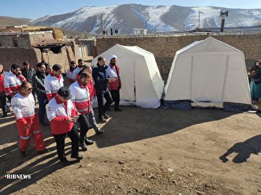 امدادرسانی هلال احمر به 12 هزار خانواردر مناطق زلزله زده خوی