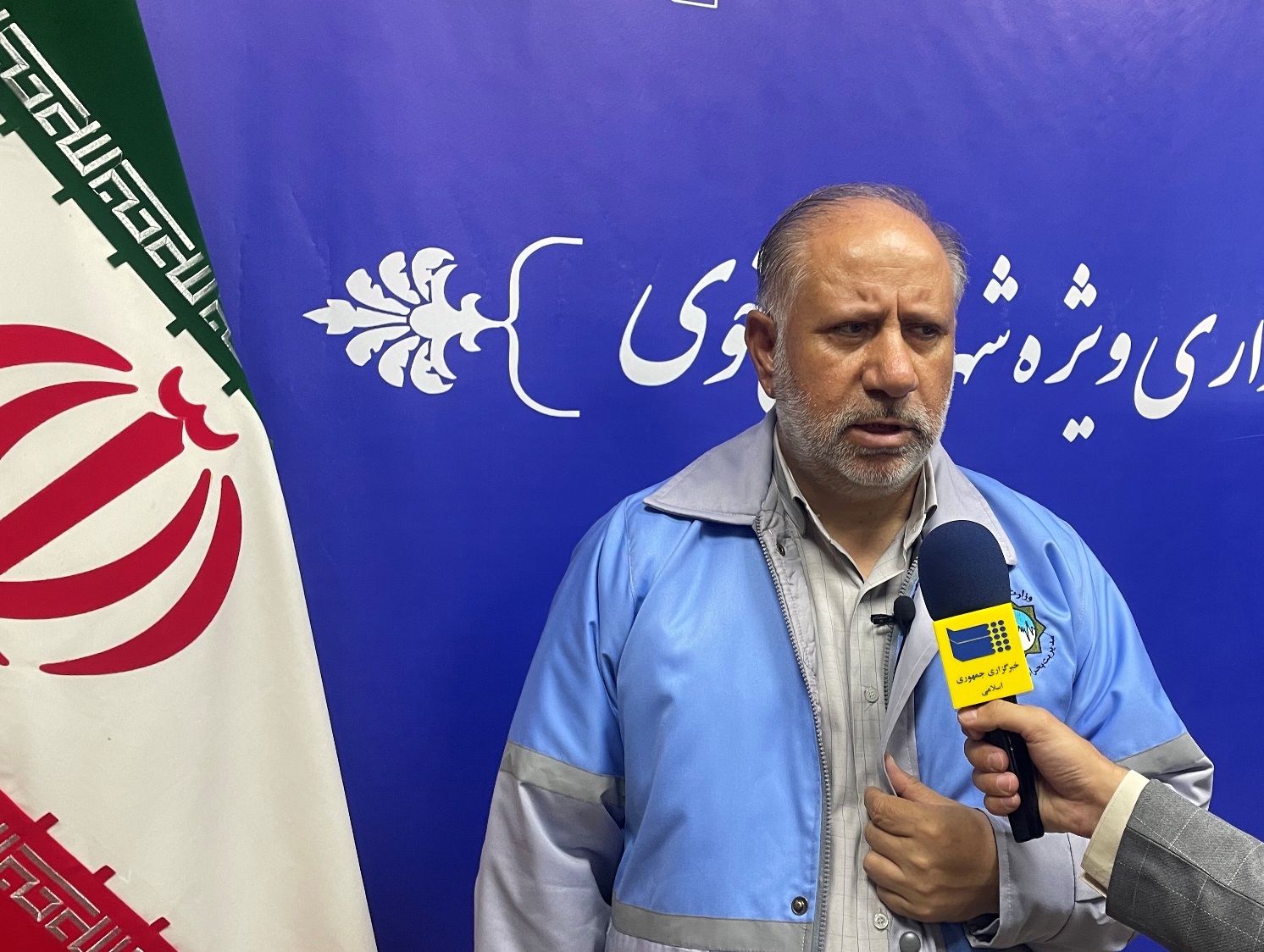15 تیم ارزیاب برای بررسی خسارت زلزله به مناطق زلزله زده خوی اعزام شدند
