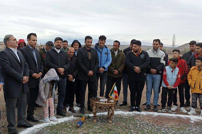 کلنگ زنی سالن ورزشی سر پوشیده روستای مرتضی قلی کندی شهرستان خوی اهدای مقام عالی استان