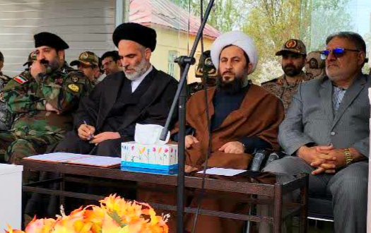 حضور فرماندار و اعضای شورای تامین شهرستان خوی در مراسم صبحگاه نیروهای مسلح