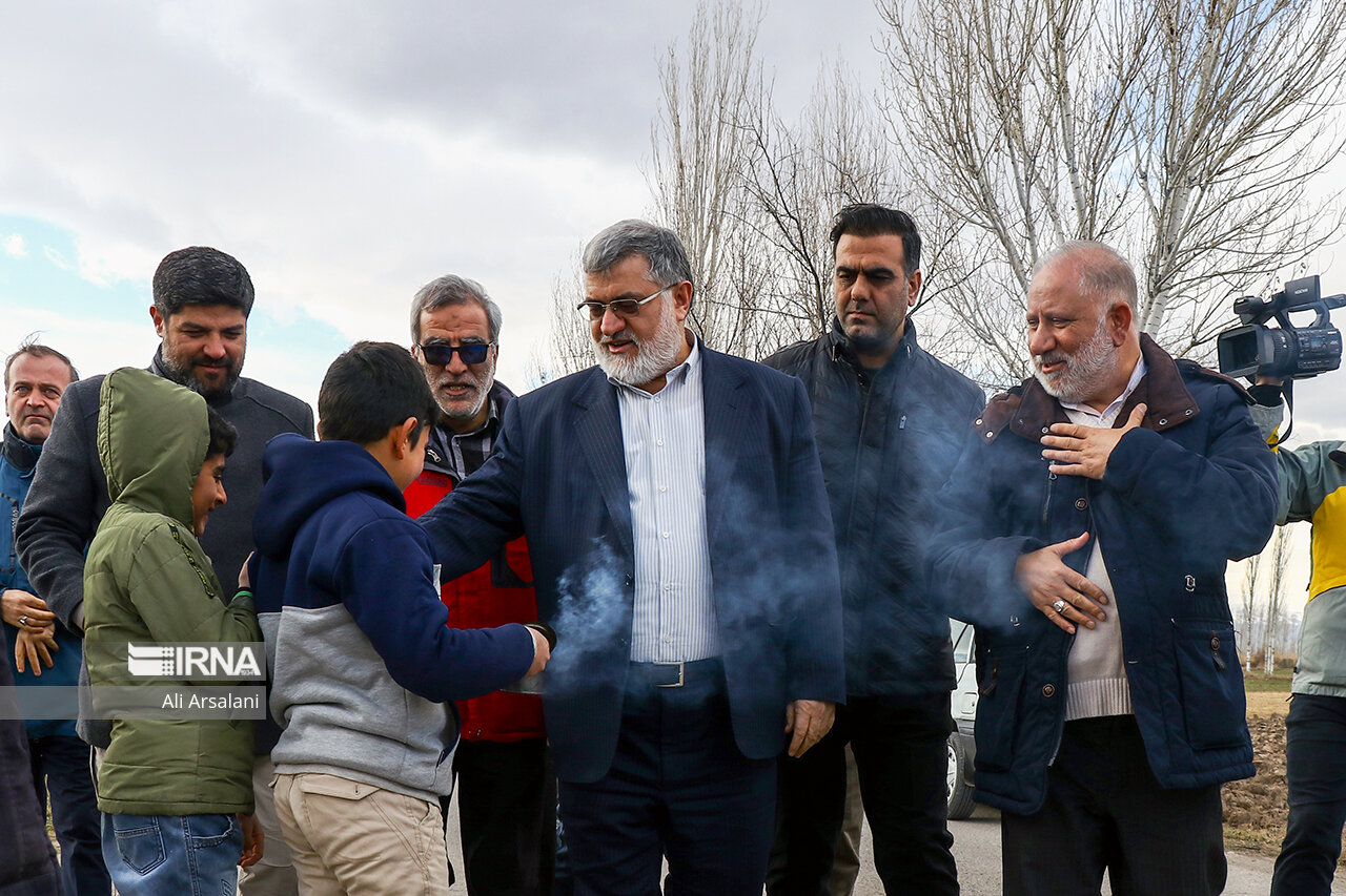 حمایت دولت از زلزلهزدگان مهر ماه خوی برای تشویق به بازسازی