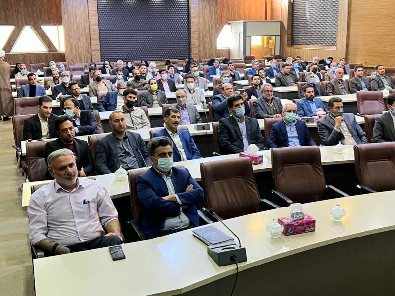 برگزاری نشست هم اندیشی فرماندار خوی با نخبگان