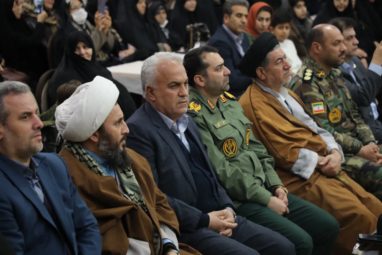 تجلیل از بانوان شاخص خوی در آیین گرامیداشت روز زن و مقام مادر