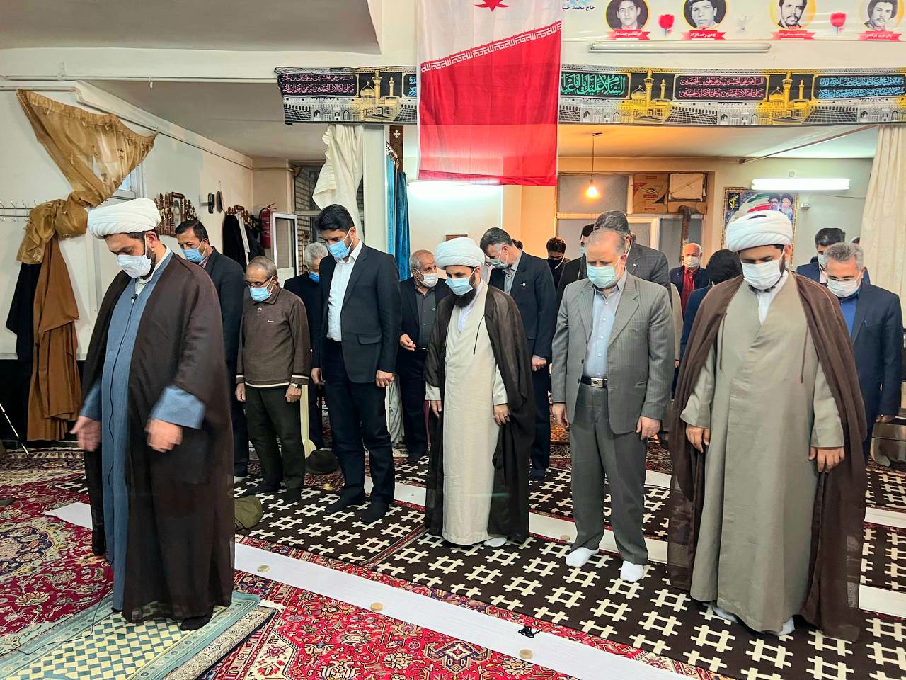 آئین رونمایی از پوستر های پنجمین جشنواره ملی و هشتمین همایش بین المللی شمس و مولانا