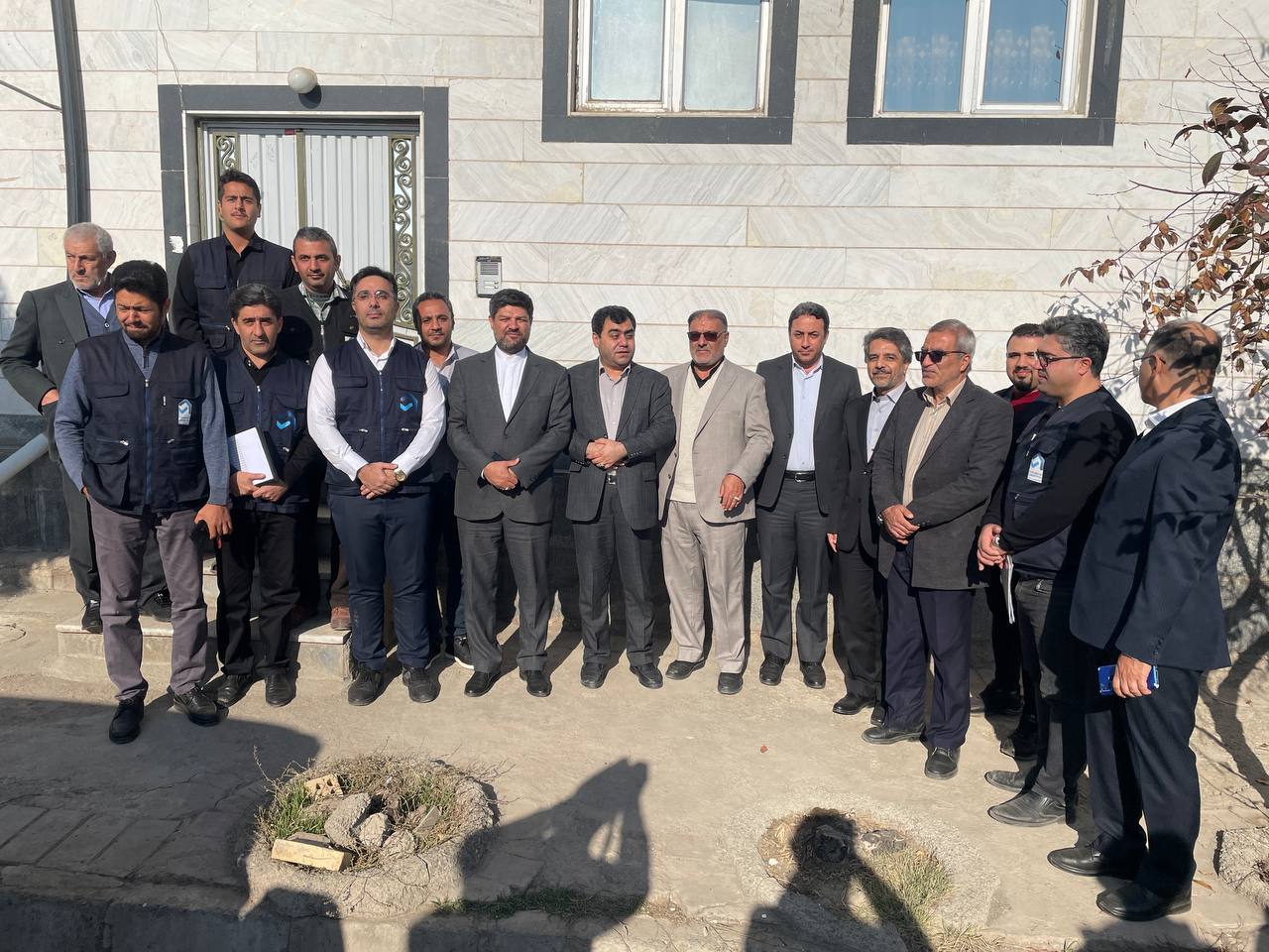 بازدید میدانی رییس هیات عامل صندوق بیمه حوادث طبیعی ساختمان از مناطق زلزله زده خوی