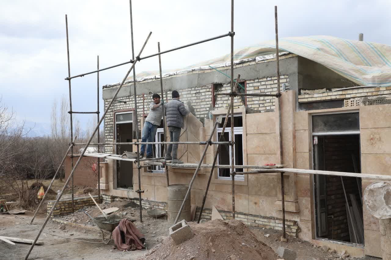 آلبوم تصویری / بازدید استاندار آذربایجانغربی از روند بازسازی مناطق زلزله زده شهرستان خوی