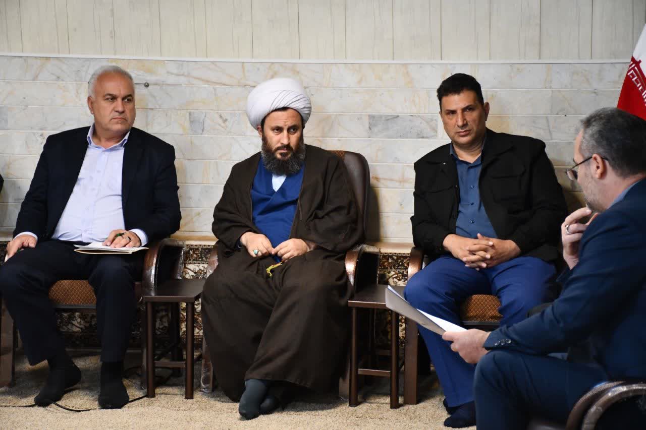 شهدا نماد پرافتخار هر شهر و روستا هستند