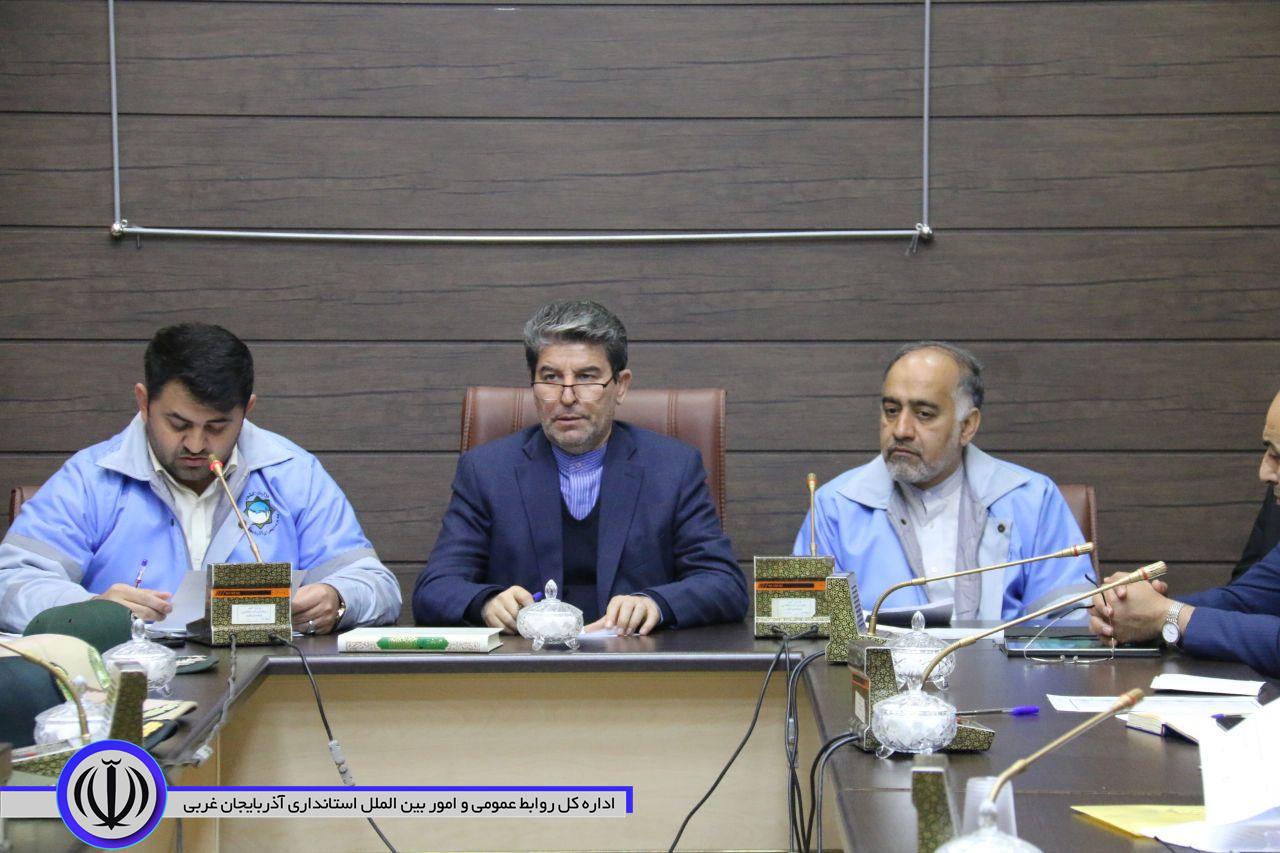 استاندار آذربایجان غربی: با وجود تلاشهای خوب انجام گرفته ولی خدمات رسانی به زلزله زدگان هنوز تمام نشده است/ خسارت اماکن روستایی از محل بیمه تا پیش از پایان سال پرداخت می شود