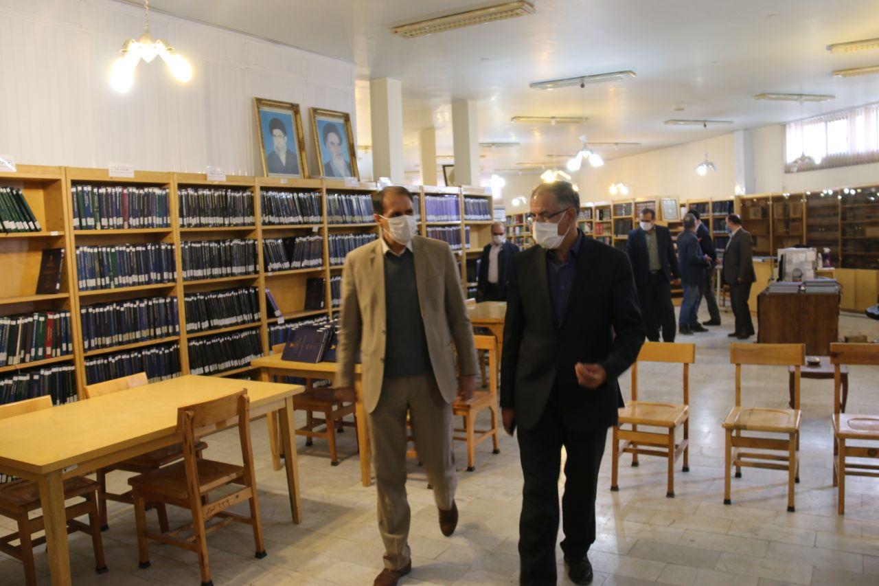 فرماندار شهرستان خوی در جریان بازدید از دانشگاه آزاد اسلامی بر ایفای نقش این دانشگاه در توسعه شهرستان تاکید نمود
