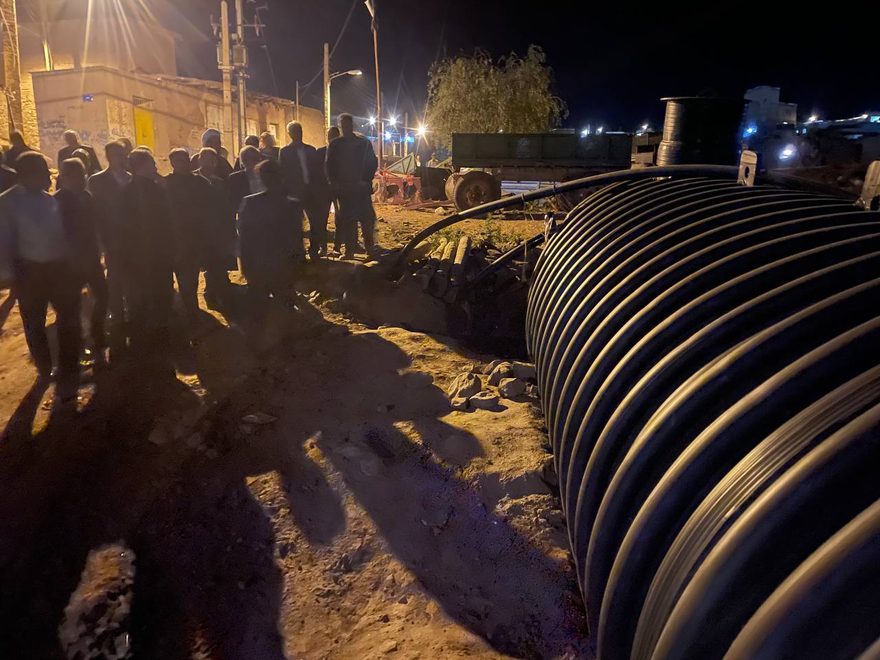 بازدید شبانه فرماندار ویژه خوی از روستای ولدیان
