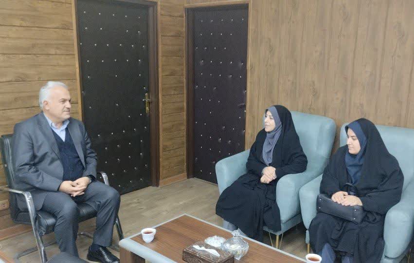 دیدار مدیرکل کتابخانه‌های عمومی آذربایجان‌غربی با فرماندار ویژه خوی