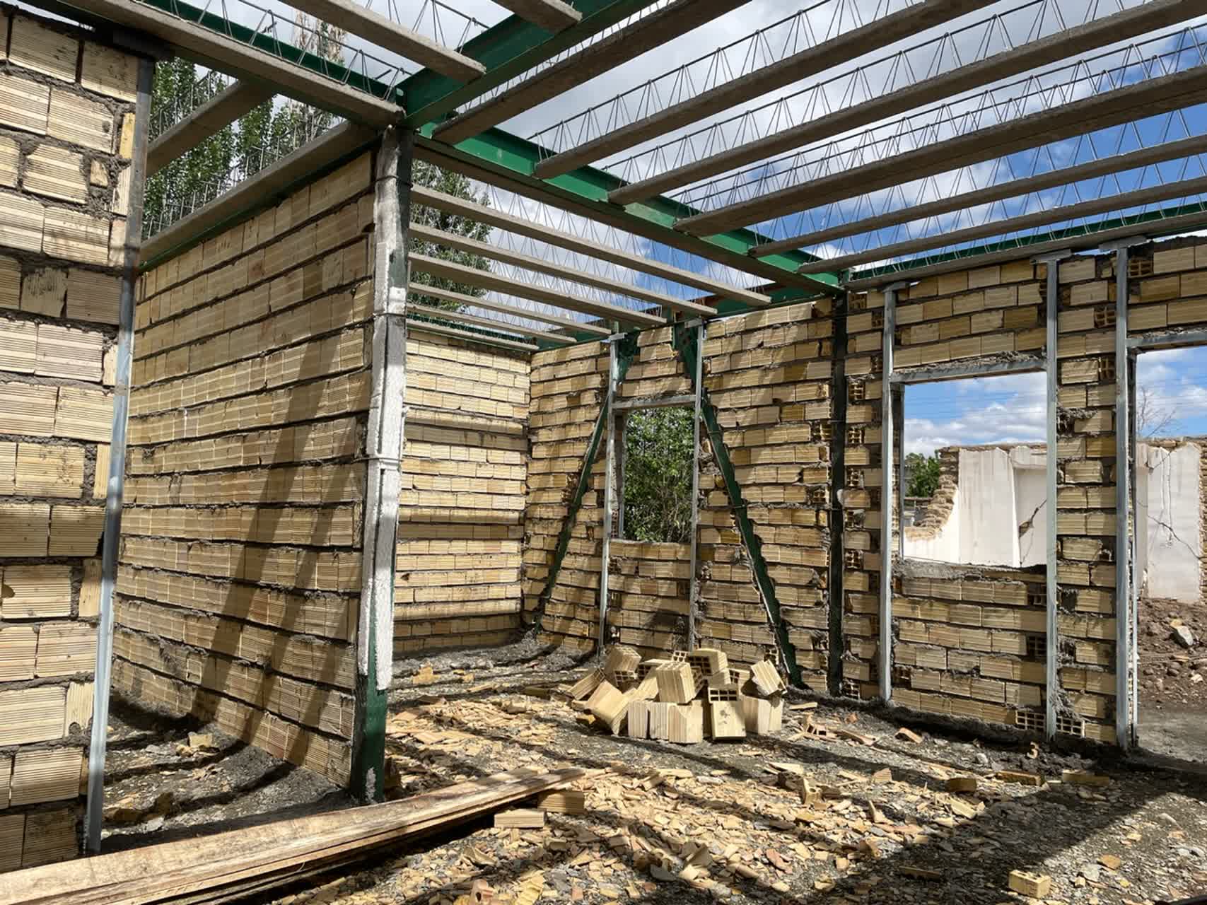 مدیریت انقلابی و بازسازی جهادی مناطق زلزله زده روستای پیرموسی
