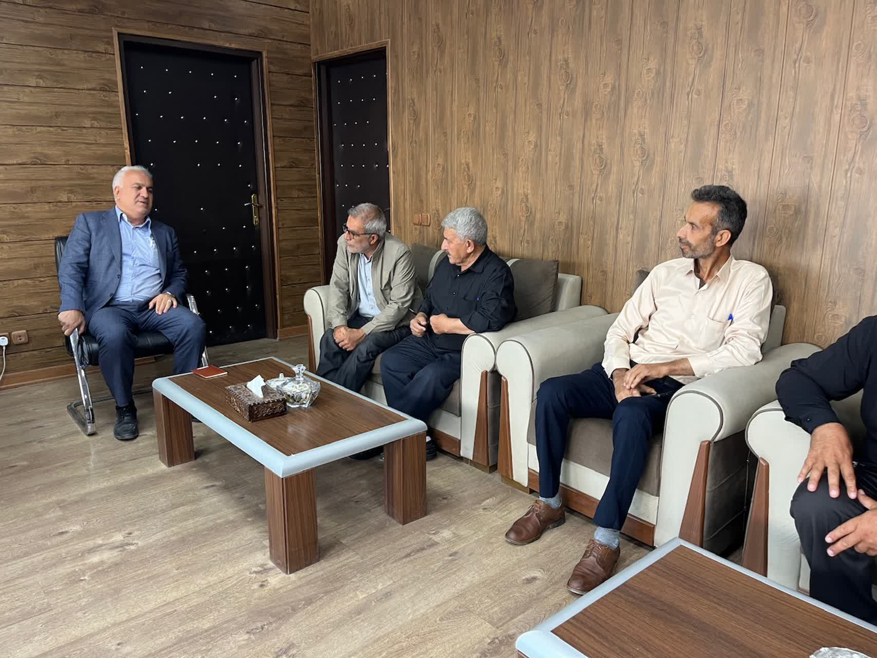 بررسی مشکلات قطعی برق چاههای کشاورزی و تنش آبی