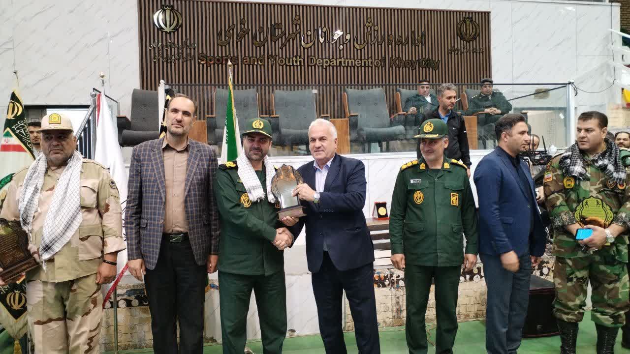 آغاز مسابقات فوتسال نیروهای مسلح در خوی با حضور فرماندار ویژه خوی