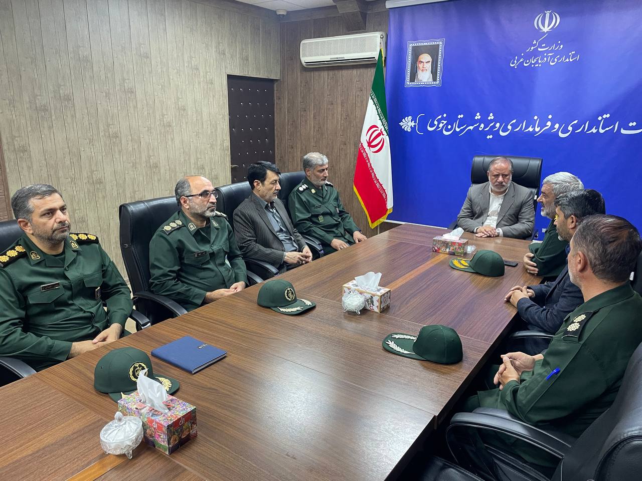 دیدار سردار فرماندهی سپاه پاسداران انقلاب اسلامی با فرماندار ویژه خوی