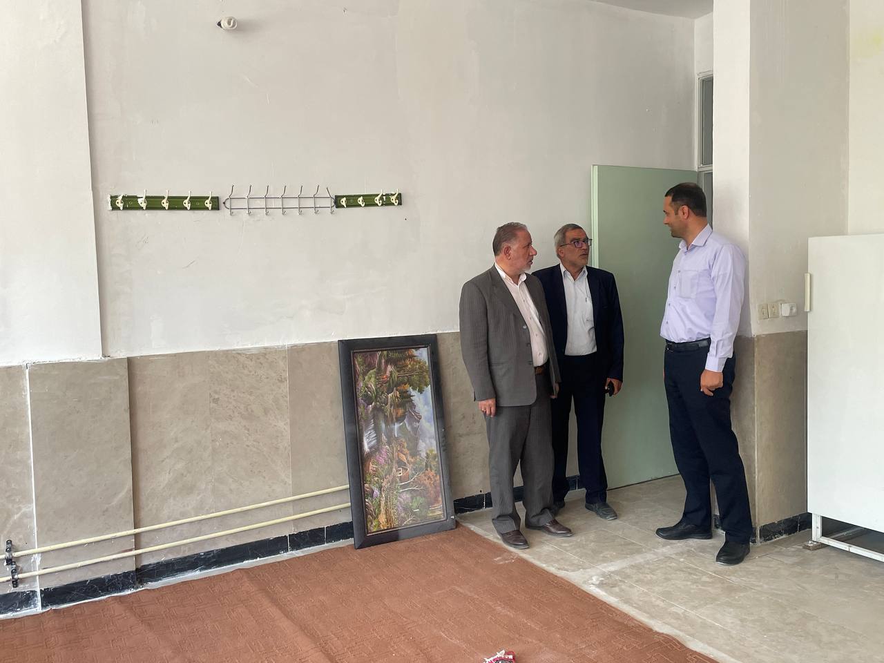 بازدید میدانی فرماندار خوی از روند بازسازی دانشکده علوم قرآنی