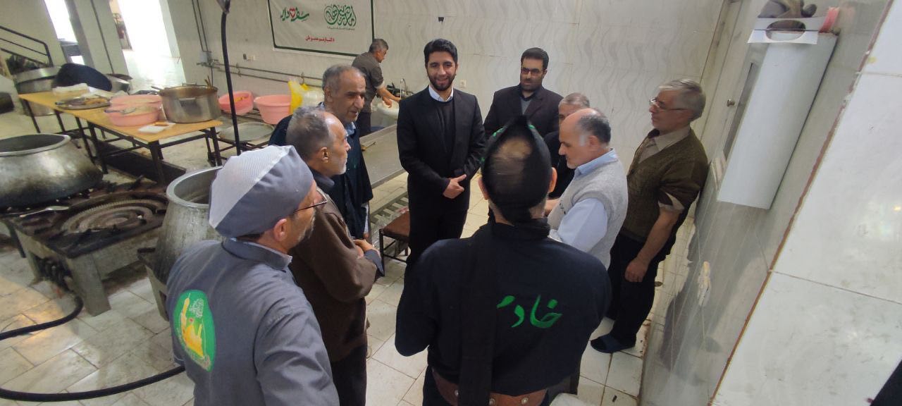آلبوم تصویری/ بازدید معاون برنامه ریزی و توسعه فرماندار خوی از موکب های استان مرکزی در مناطق زلزله زده خوی.