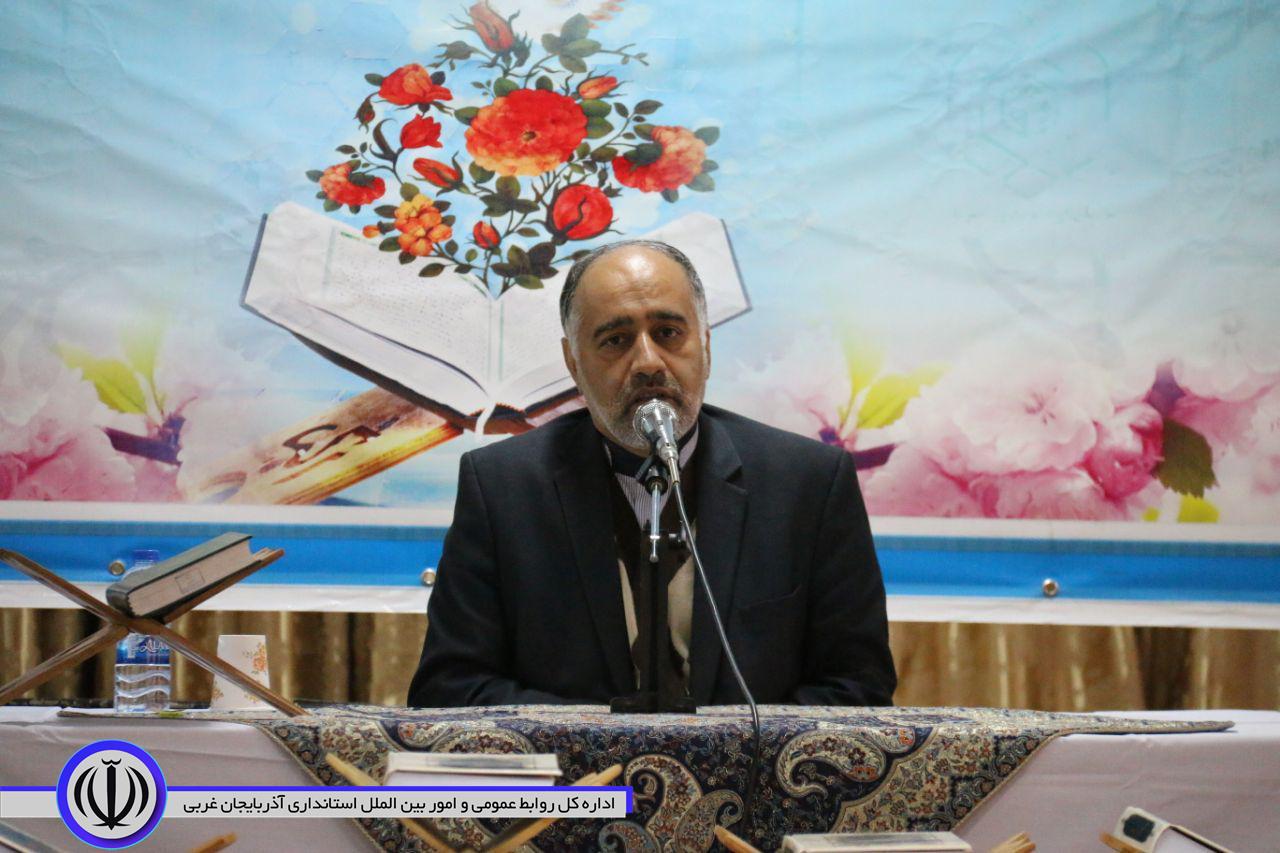 حضور فرماندار شهرستان خوی در جمع دانشجویان بمناسبت هفته بسیج