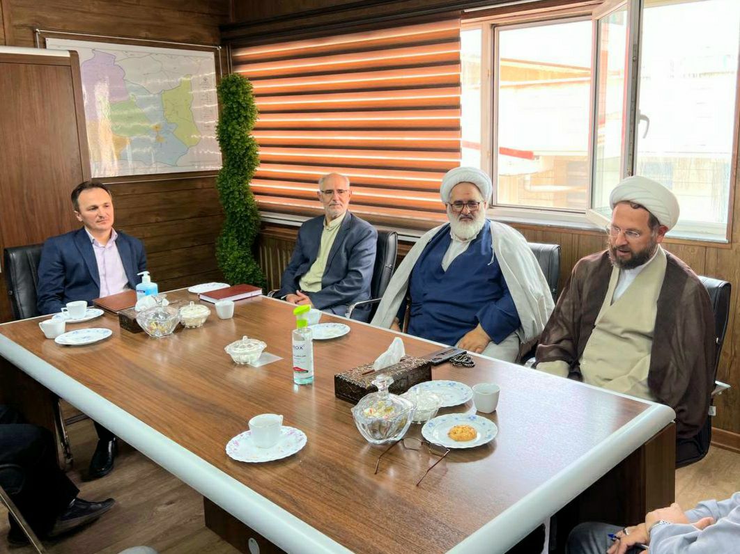 دیدار مدیرکل اوقاف و امور خیریه استان آذربایجان غربی با فرماندار خوی