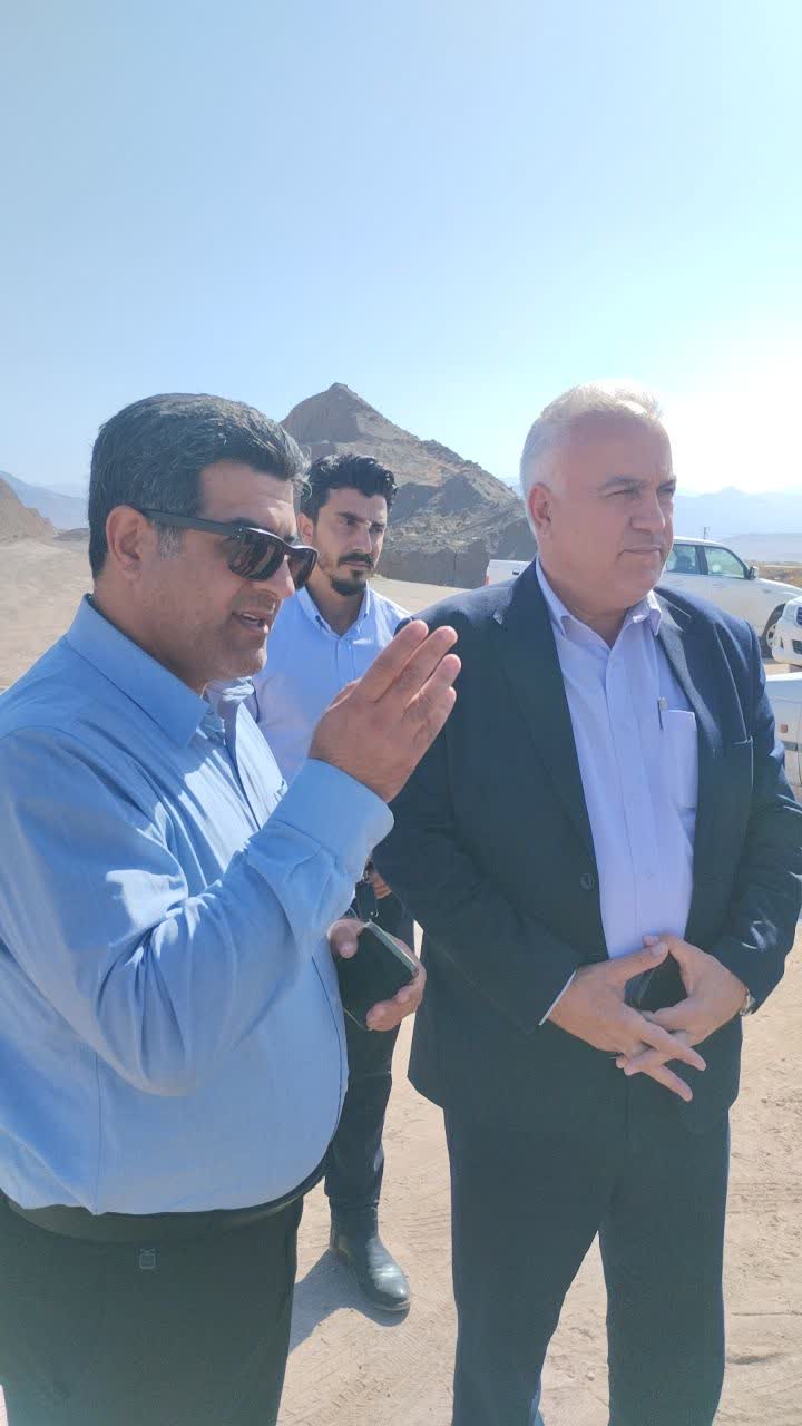 توسعه راهها، دروازه توسعه اقتصادی خوی خواهد بود