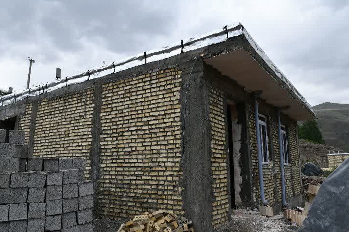 مدیریت انقلابی و بازسازی جهادی مناطق زلزله زده روستای بدلان