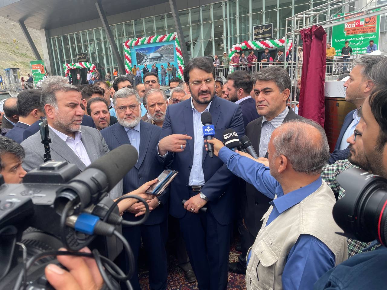 آلبوم تصویری/ سفر وزیر راه شهر سازی به خوی