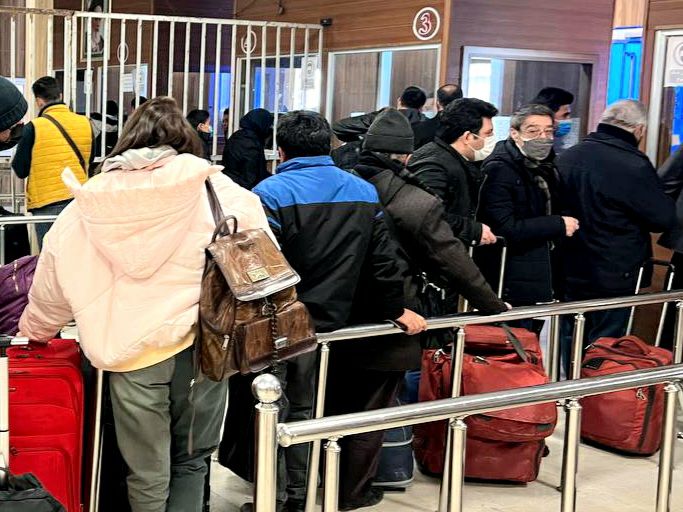 بازدید فرماندار ویژه شهرستان خوی از پایانه مرزی رازی