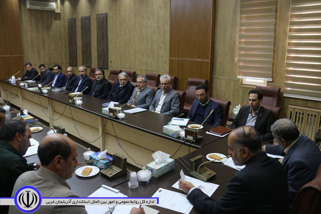 برگزاری جلسه کمیسیون امنیت کارگری با حضور فرماندارشهرستان خوی و مدیر کل تامین اجتماعی استان آذربایجان غربی