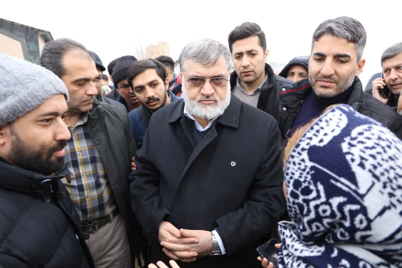 آلبوم تصویری / بازدید وزیر کشور به همراه استاندار آذربایجانغربی از اسکان اضطراری زلزلهزدگان خوی