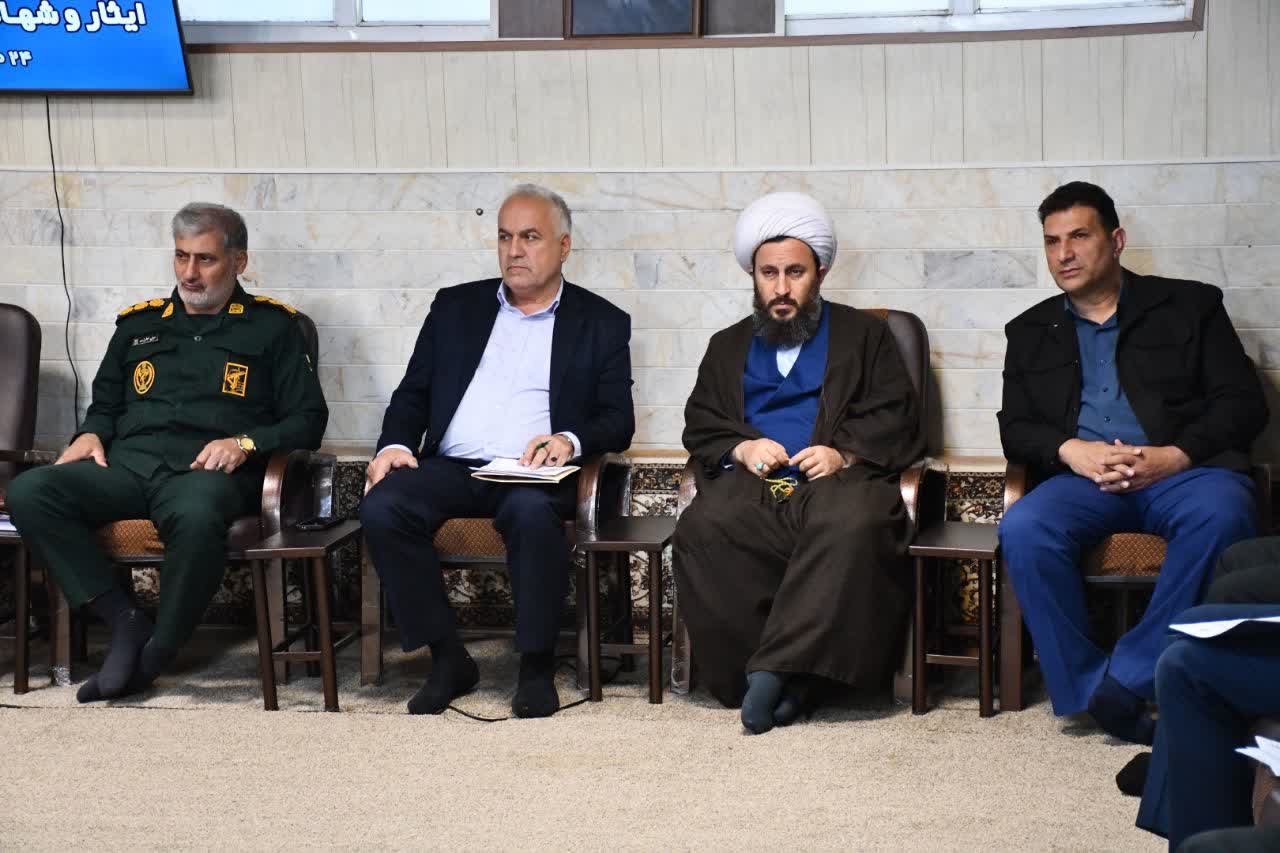 شهدا نماد پرافتخار هر شهر و روستا هستند