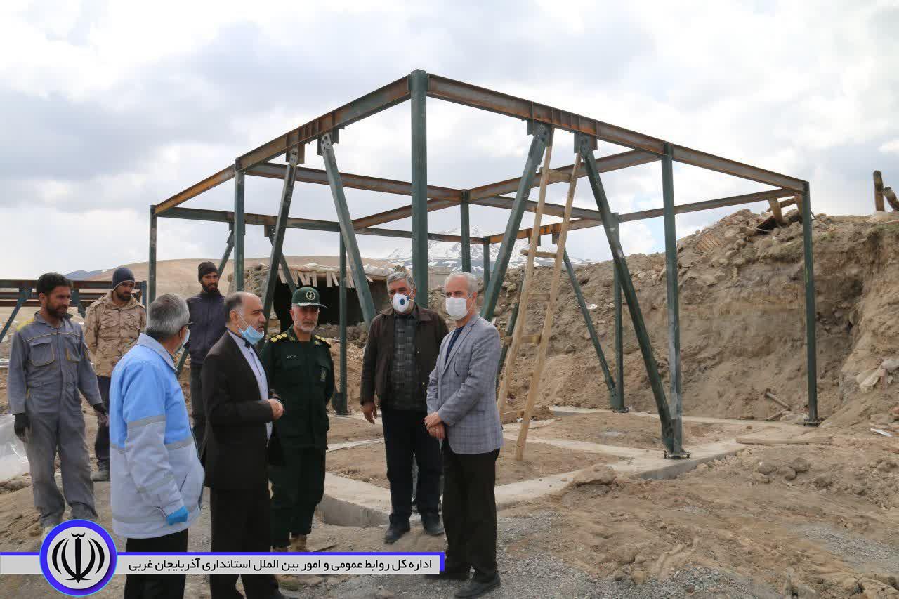 بازدید فرماندار شهرستان خوی از روند احداث و بازسازی واحدهای مسکونی تخریب شده بخش قطور