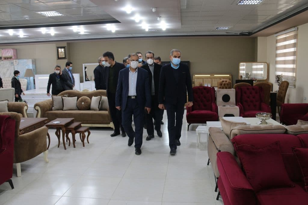 بازدید معاون هماهنگی امور اقتصادی استاندار آذربایجان غربی و فرماندار ویژه شهرستان خوی از واحدهای مستقر در شهرک صنعتی