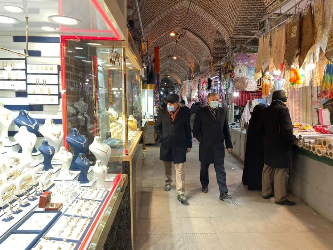 بازدید شبانه فرماندار ویژه شهرستان خوی از بازار سنتی