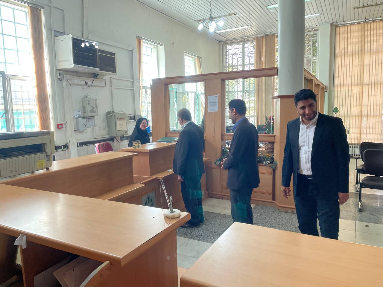 بازدید فرماندار از چند شعب بانک عامل در خوی