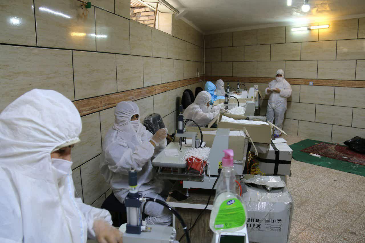 بازدید فرماندار شهرستان خوی از کارگاه های تولید ماسک