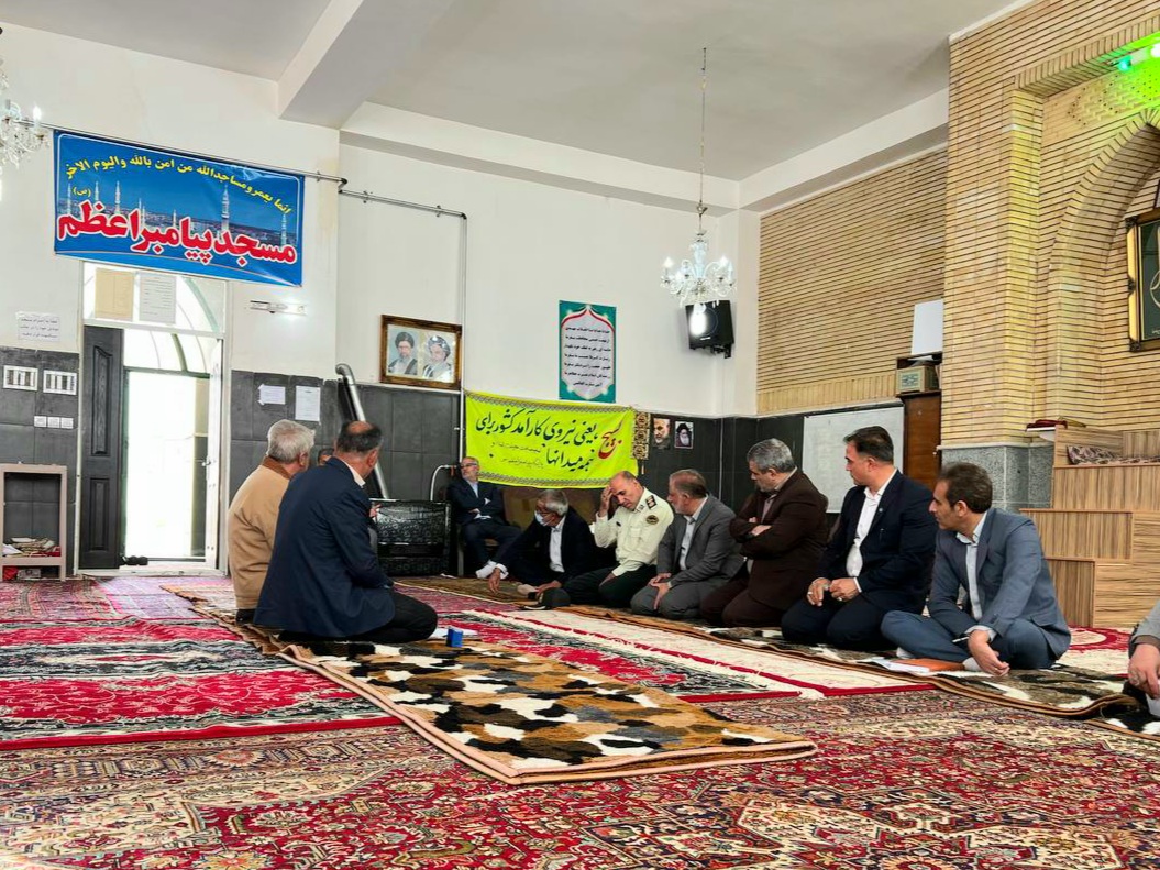 حضور فرماندار ویژه شهرستان خوی در جمع ساکنین مساکن مهر