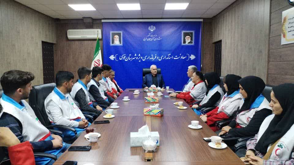 تجلیل از خدمات ارزشمند رئیس و اعضای هلالاحمر خوی