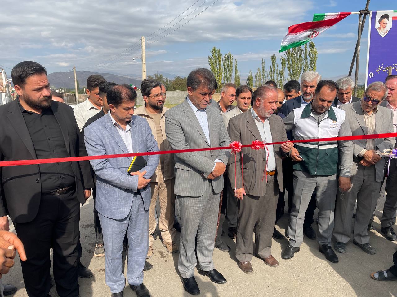 24طرح عمرانی، خدماتی و تولیدی در خوی افتتاح و کلنگ زنی شد