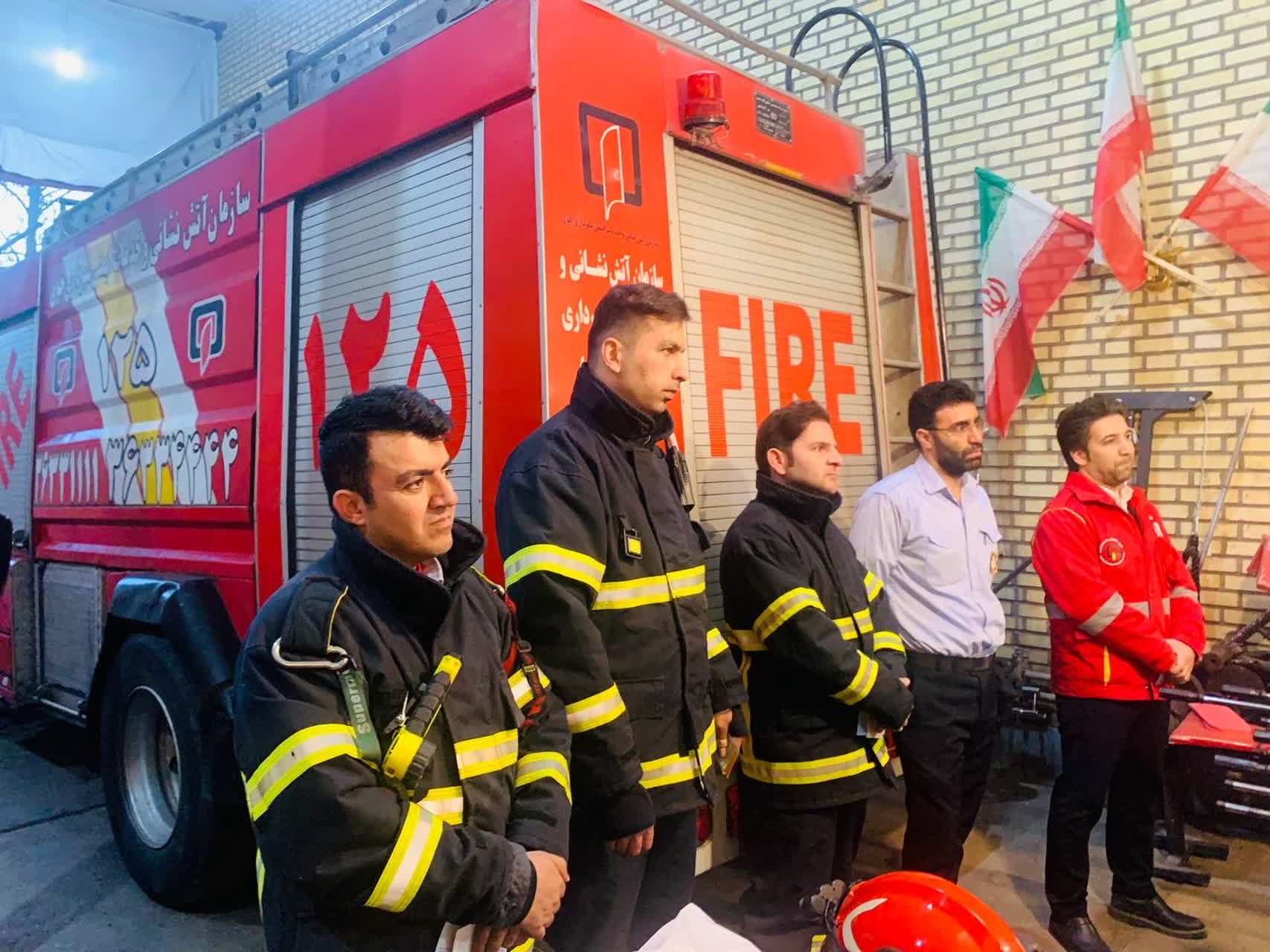 حضور فرماندار در ایستگاه آتش نشانی شهر خوی