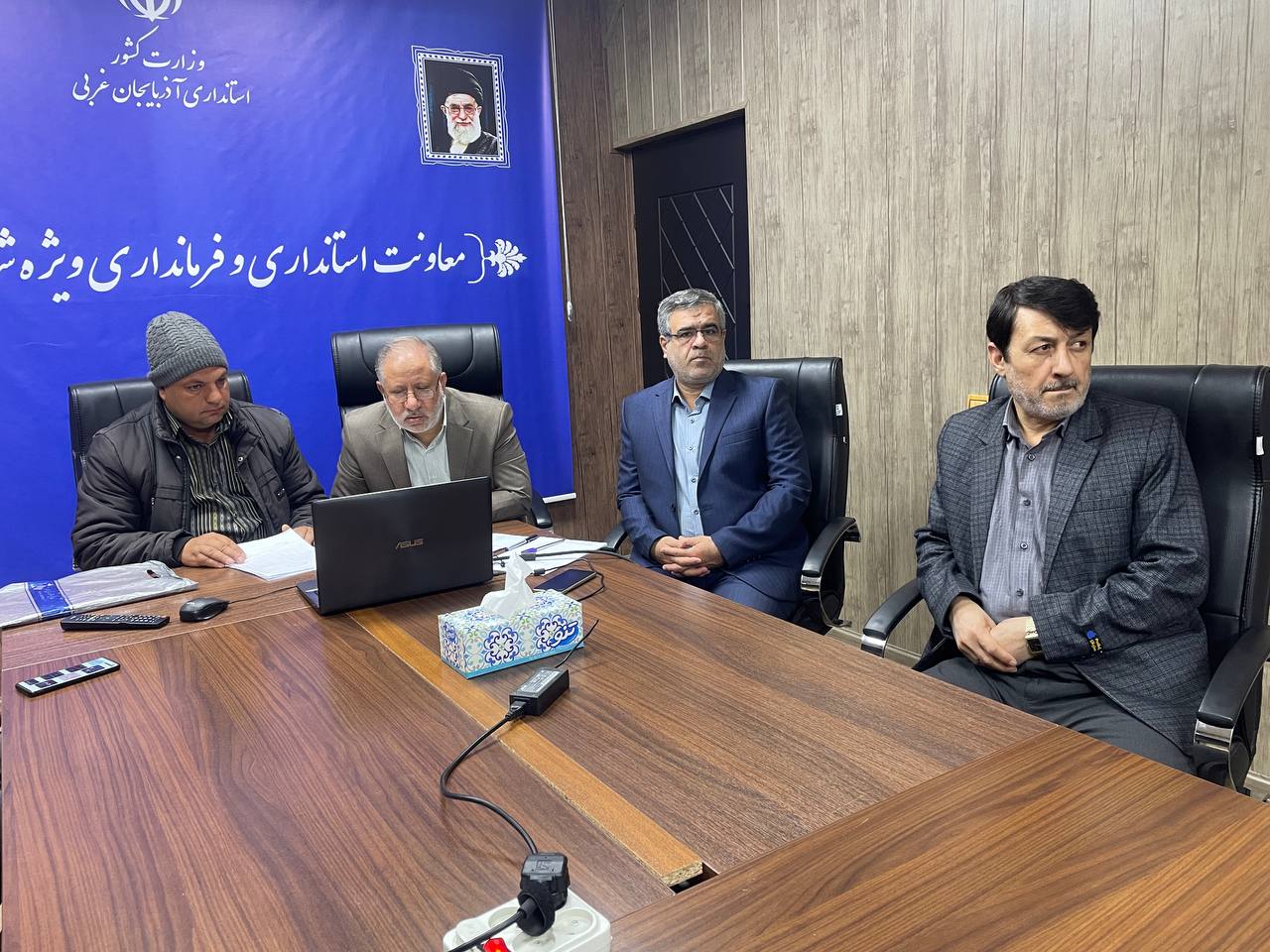 آلبوم تصویری / ملاقات مردمی استاندار آذربایجان غربی با تعدادی از اهالی شریف خوی