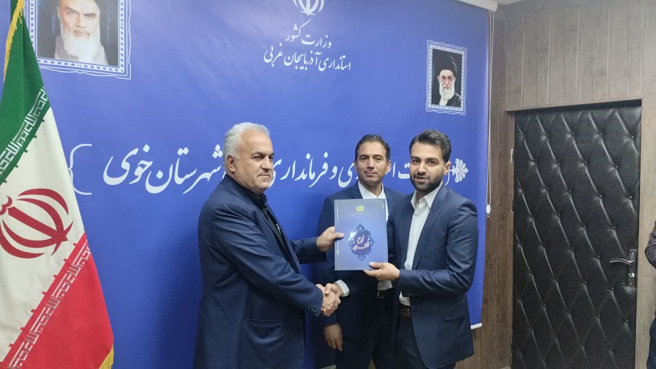 قلههای افتخار با اراده جوانان فتح میشود