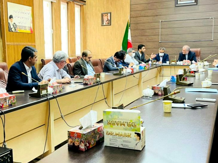 دیدار معاون توسعه مدیریت و منابع استاندار آذربایجانغربی با کارکنان حوزه وزارت کشور در شهرستان خوی