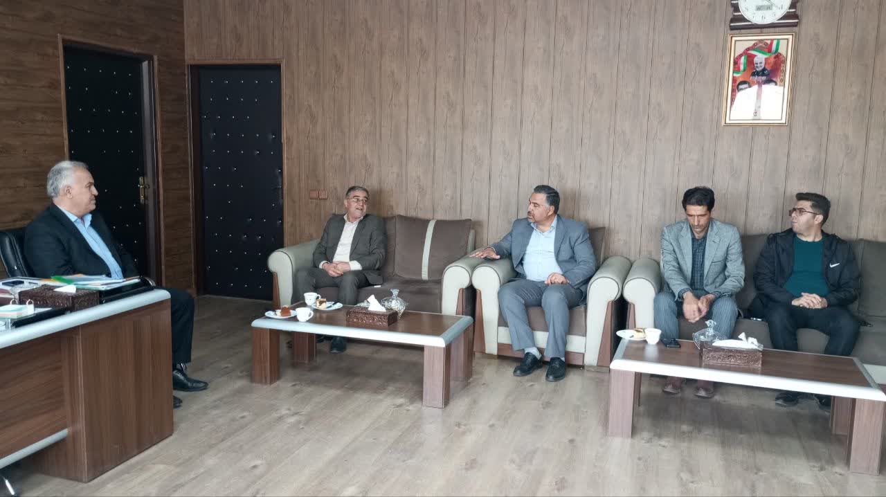 دیدار مدیرکل امور عشایر آذربایجان غربی با فرماندار خوی