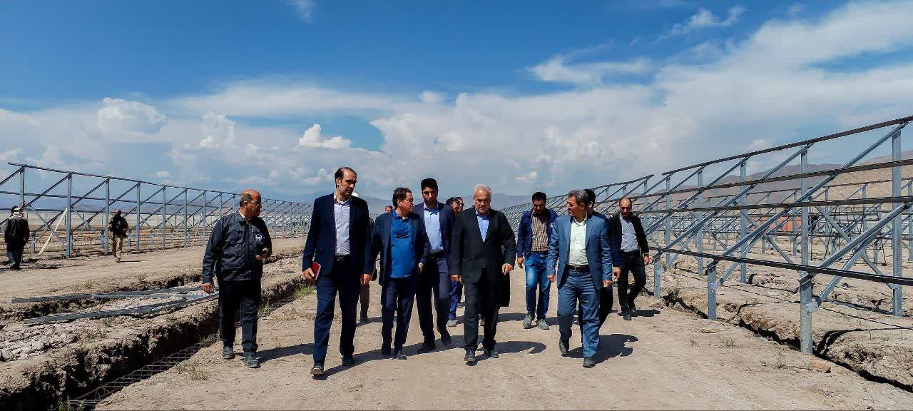 بازدید سرپرست فرمانداری از روند فعالیت کارخانه سیمان آذر آبادگان خوی